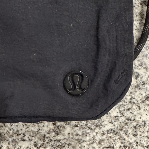 Lululemon belt bag - Picture 4 of 4